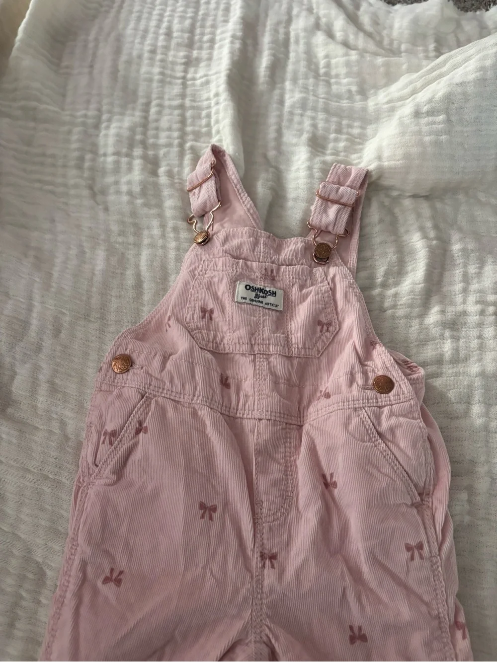 OshKosh B’gosh Baby Girl Bow Print Corduroy Overalls Size 12 months